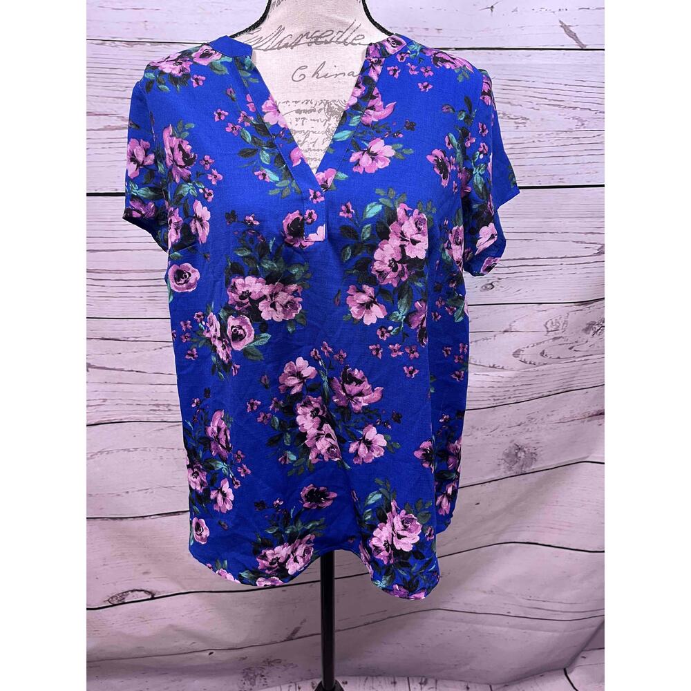 Torrid Blue Floral Pattern Blouse Pink Flowers Size medium (00)